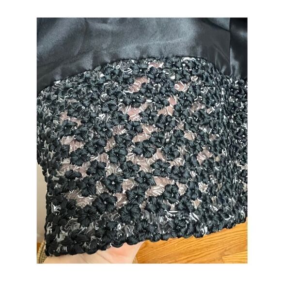 Theia Black Taffeta Embroidered Mini Dress NWT Sz. 6 - Picture 5 of 5